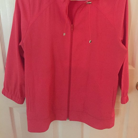 Lightweight Zipper Jacket - Picture 3 of 3